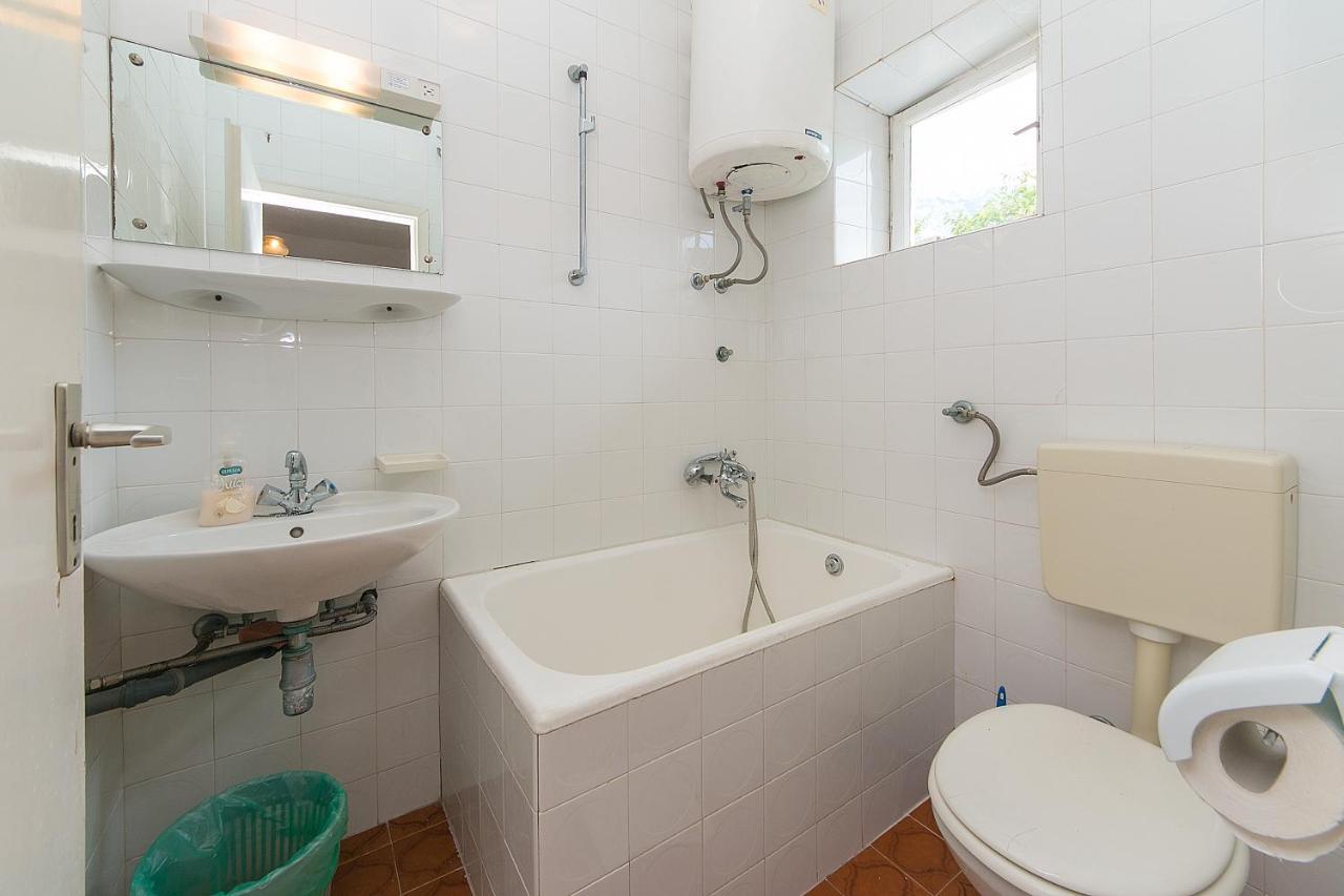Apartments With A Parking Space Baska Voda, Makarska - 6773 Екстериор снимка